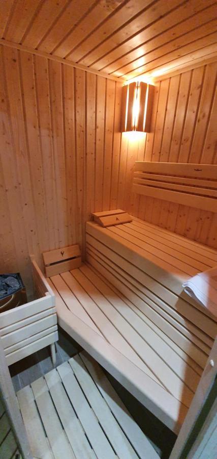Apartmán Nerudovka D 104, Finská sauna, garážové stání Loučná pod Klínovcem Extérieur photo