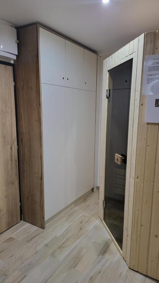 Apartmán Nerudovka D 104, Finská sauna, garážové stání Loučná pod Klínovcem Extérieur photo